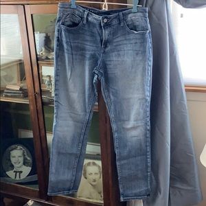 Laurie Felt Boyfriend Fit Jean